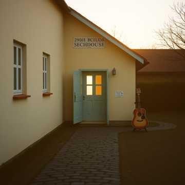 Bitlo.ru - Среди  деревни маленькой,