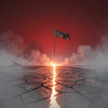 Bitlo - За спиной города и сёла,
Впереди — полоса огня.
Го...