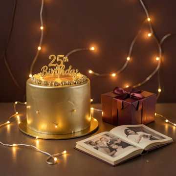 Bitlo - Куплет 1:
Двадцать пять — вот это дата,
Сын, ты вз...